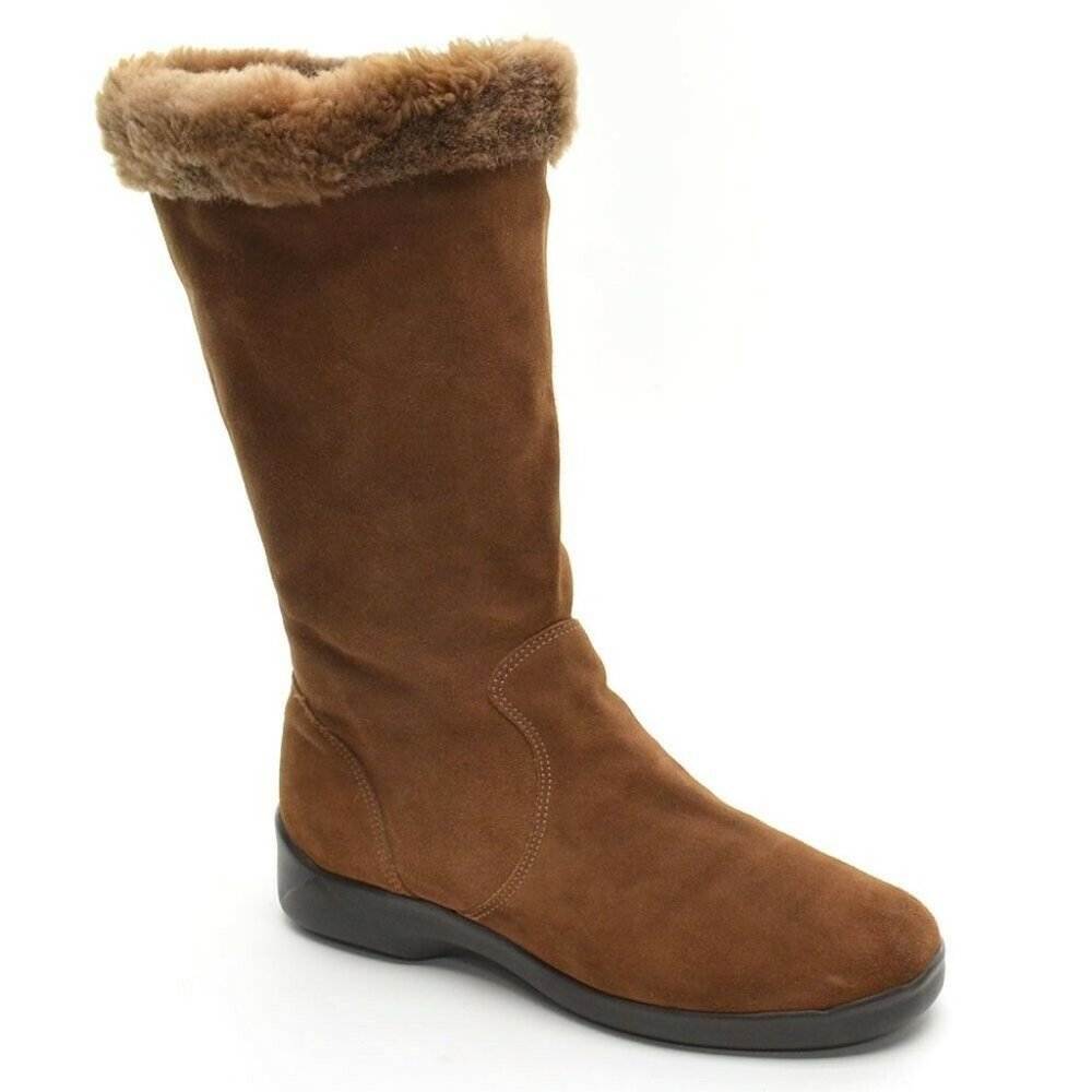 Santana Canada Brown Faux Fur Cuffed Winter Boots 10 M